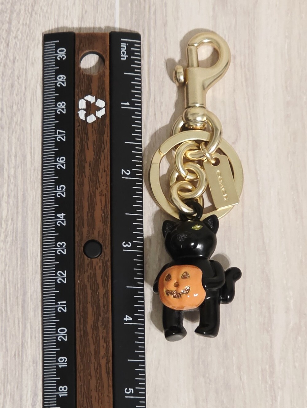 Coach Halloween Black Cat with Pumpkin Keychain Charm for Bag Purse CW480 🐈‍⬛🎃 - Picture 6 of 12